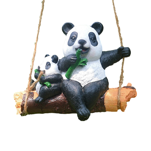 figurine famille panda sur une balancoire